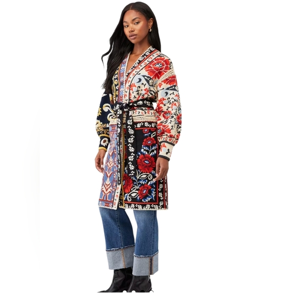 Floral Patchwork Cardigan with Belt - Picture 4 of 9